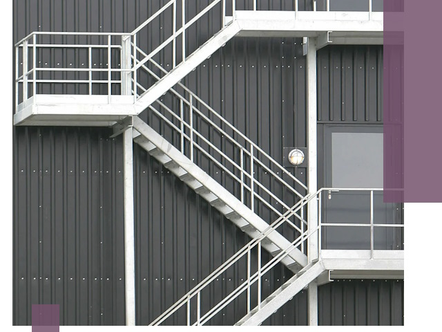 Изготовление и монтаж пожарных лестниц в Сестрорецке быстро и надежно