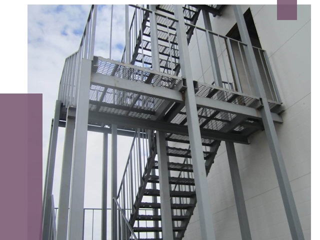 Монтаж пожарных лестниц в Сестрорецке от 7789 руб.