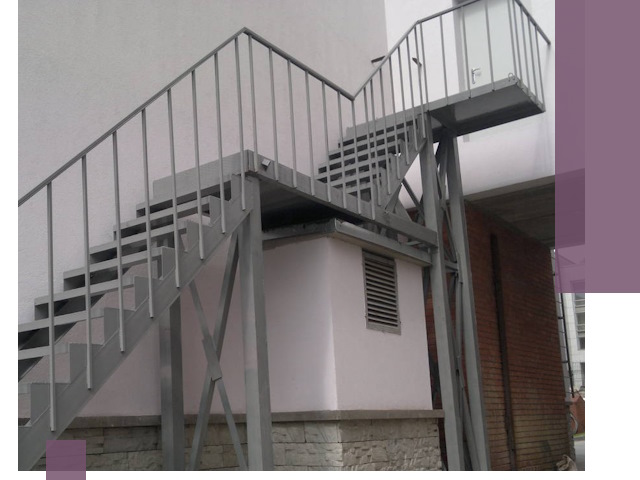 Монтаж пожарных лестниц под ключ в Сестрорецке с гарантией качества