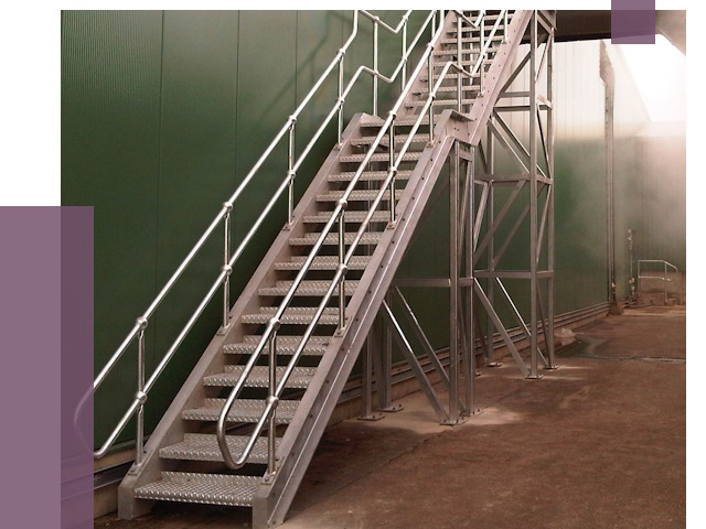 Демонтаж пожарных лестниц в Сестрорецке от 7379 руб.