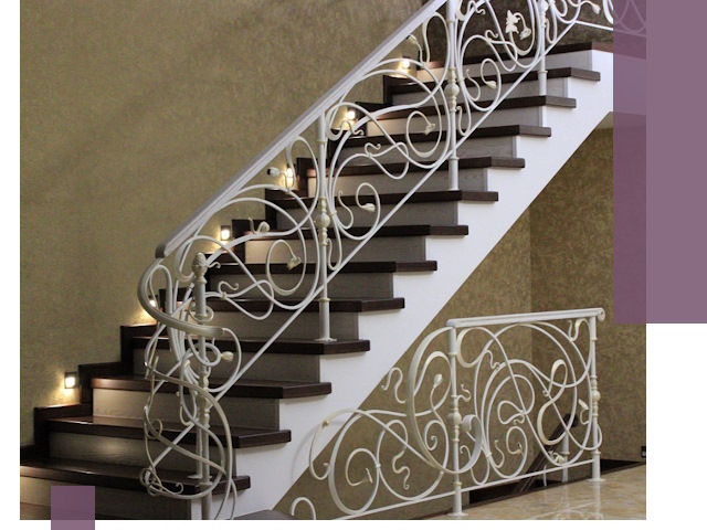 Кованые лестницы под ключ в Сестрорецке — изготовление и монтаж
