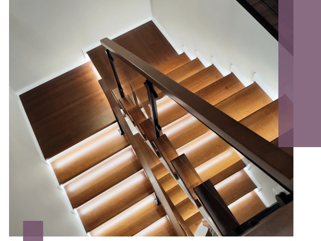 Изготовление П-образных лестниц под ключ в Сестрорецке