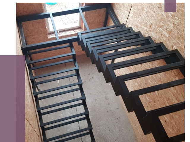 Демонтаж лестниц на металлокаркасе в Сестрорецке от 7379 руб. за м²