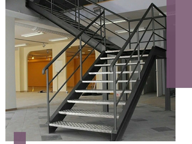 Лестницы для офиса в Сестрорецке: изготовление, монтаж, демонтаж