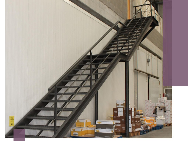 Лестницы для производства в Сестрорецке — изготовление и монтаж