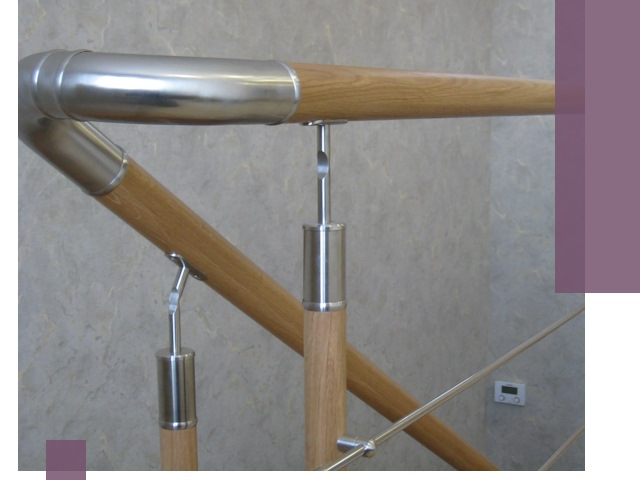 Комбинированные перила на заказ в Сестрорецке — монтаж и производство