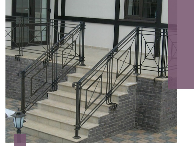 Перила для крыльца в Сестрорецке — монтаж, изготовление и установка