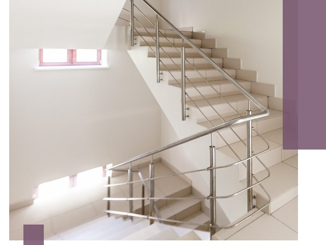 Установка и замена перил в подъезде в Сестрорецке