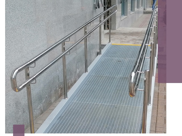 Пандусы для инвалидов в Сестрорецке — изготовление и монтаж