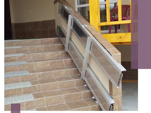 Откидные пандусы под ключ в Сестрорецке — монтаж и демонтаж