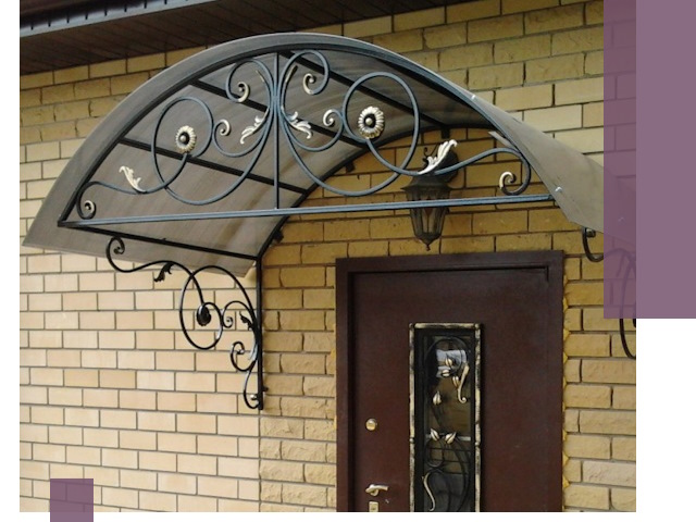 Изготовление козырьков из металла под ключ в Сестрорецке