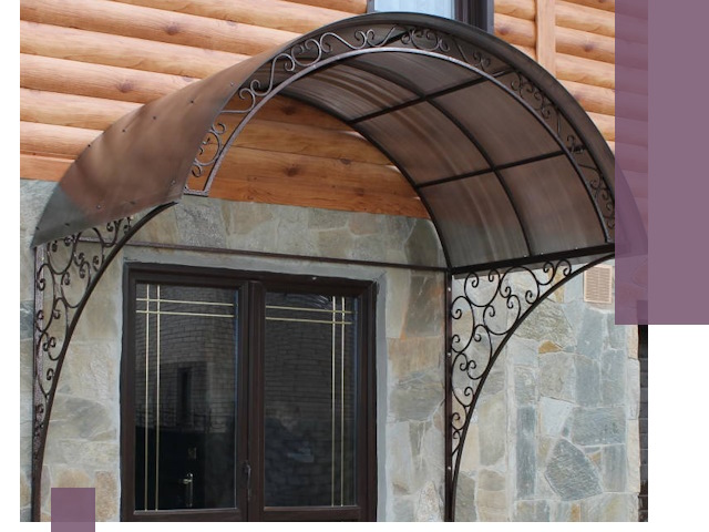 Арочные козырьки под ключ в Сестрорецке: изготовление и монтаж