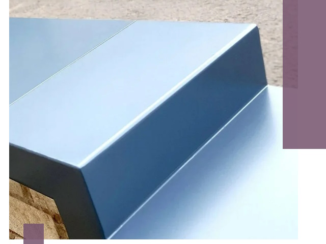 Крышки на парапет в Сестрорецке: изготовление и монтаж под ключ