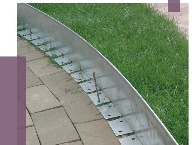 Металлические бордюры для тротуаров в Сестрорецке от 8712 руб.